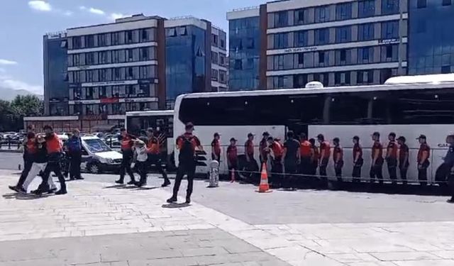 Kayseri Valisi Çiçek: Olaylarda 21 polis ve 1 itfaiyeci yaralandı