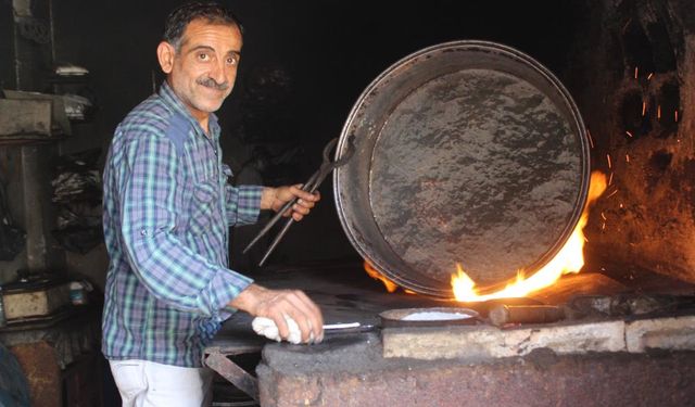 Sıcaklık sadece havayı değil, kalaycılık mesleğini de yakıyor