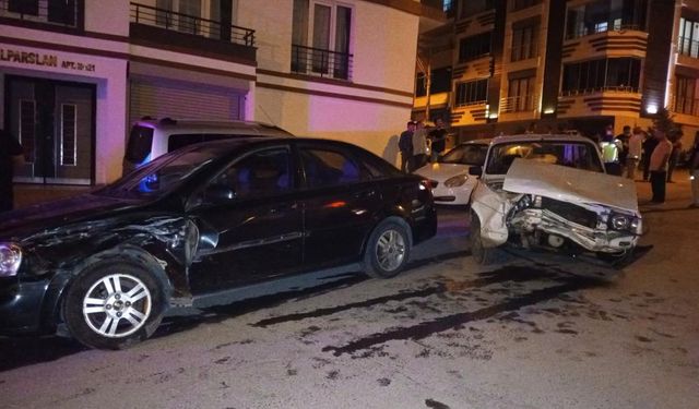 Samsun'da trafik kazası: Bafra'da 5 kişi yaralandı