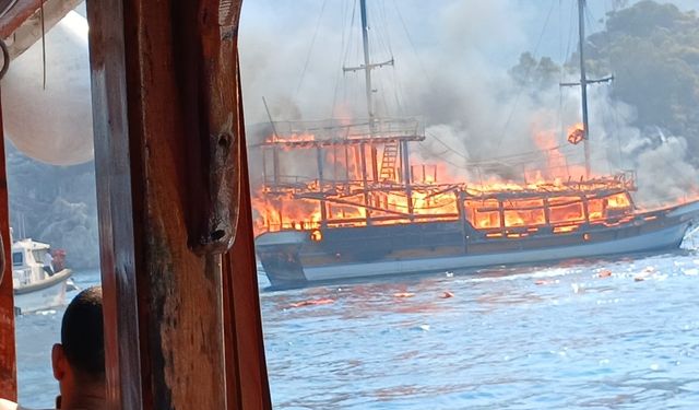 Muğla'da tur teknesinde yangın çıkmıştı: Tekne sahibi ve kaptan gözaltında!