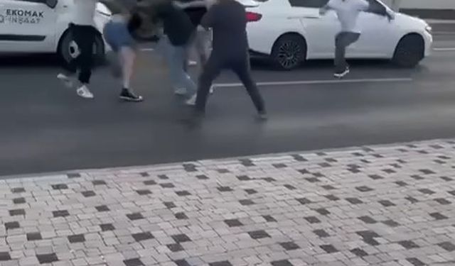 Trafik tartışması sopalı kavgaya dönüştü