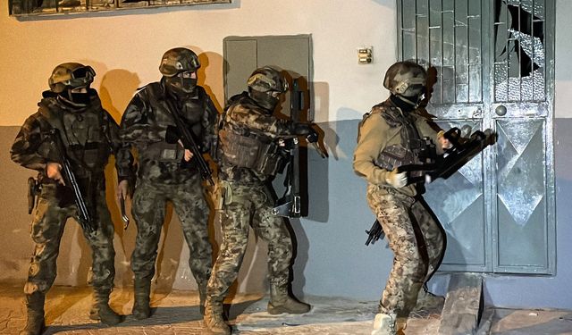 Antalya'da silah kaçakçılarına darbe! Bir kişi tutuklandı!