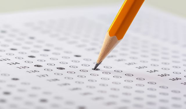 KPSS'de iptal edilen soru puanı etkiliyor mu? Süreç nasıl işliyor?