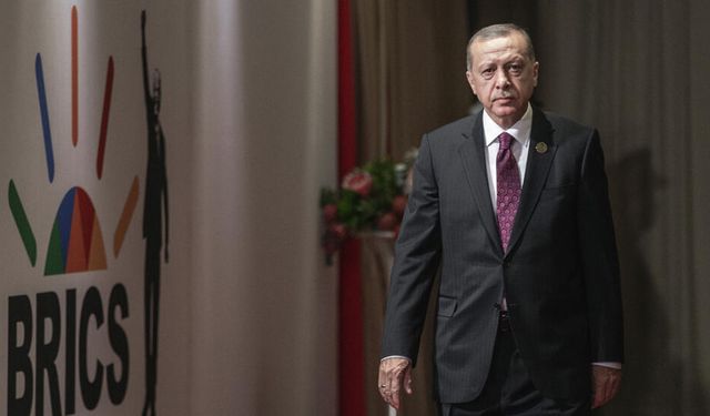 Erdoğan: “NATO’ya üyeyiz diye BRICS’e katılmayacak değiliz”