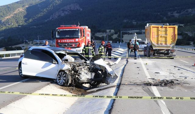 Denizli'de feci kaza 1 kişi hayatını kaybetti