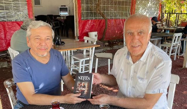 Kütahyalı eğitimciden şiire adanmış bir kitap: 'Nefes'