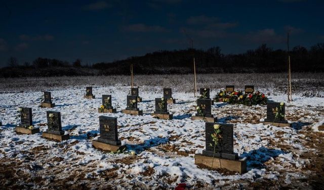 Bosna-Hersek'te düzensiz göçmenler için yeni mezarlık açıldı