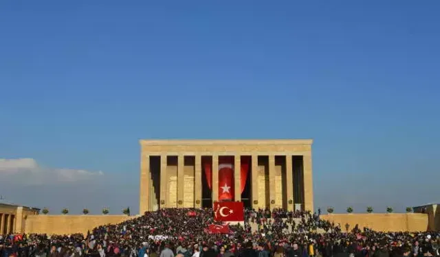 Anıtkabir Kurban Bayramı'nda açık mı? Anıtkabir bayramda saat kaça kadar açık?