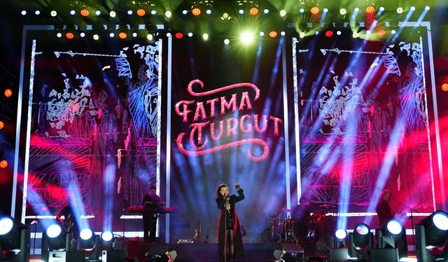 İzmir Kültür Yolu Festivali’nde Fatma Turgut rüzgârı