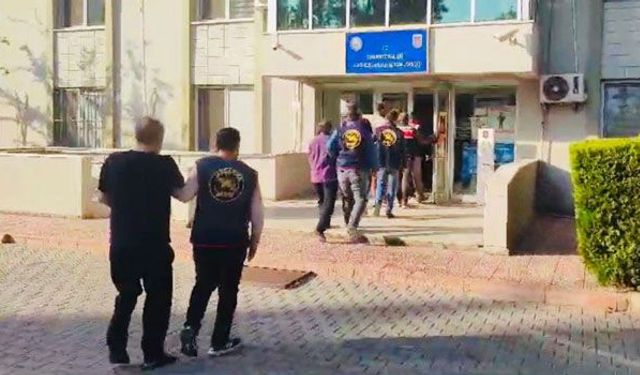 Afyonkarahisar’da şok uygulamada aranması olan 24 kişi yakalandı!