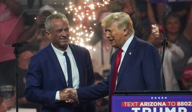 Trump, Kovid aşısı karşıtını Sağlık Bakanı yaptı!