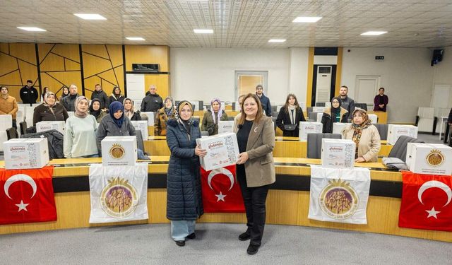 Afyonkarahisar'da çölyak hastalarına gıda kolisi dağıtıldı!