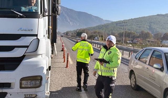 Muğla'da zorunlu kış lastiği uygulaması başladı