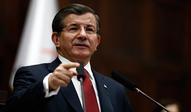 AK Parti'den koptu mu, kopmadı mı? Ahmet Davutoğlu o sözlerine açıklama getirdi