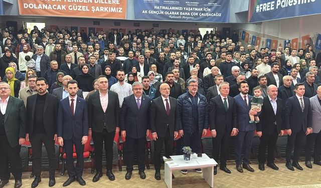 AK Parti Afyonkarahisar Gençlik Kolları’nda yeni dönem başladı