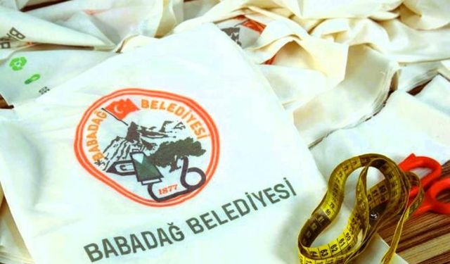 Babadağ Belediyesi’nden çevre dostu bez çanta uygulaması