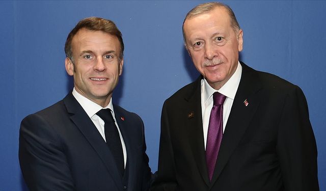 Cumhurbaşkanı Erdoğan, Macron ile görüştü