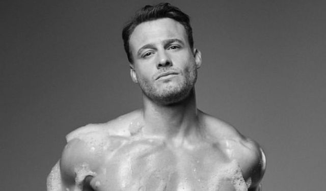 Kerem Bürsin Dubai’de Men Of The Year gecesinde onur ödülü aldı