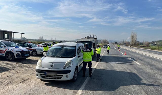 Aydın'da mikro İHA ile trafik avı