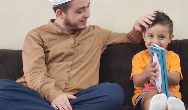 'Namaz kılmak yerine yapılan her şey haramdır' diyen Instagram hocasına tepkiler çığ gibi!