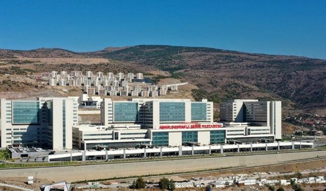 Dört yeni şehir hastanesi açılış için gün sayıyor