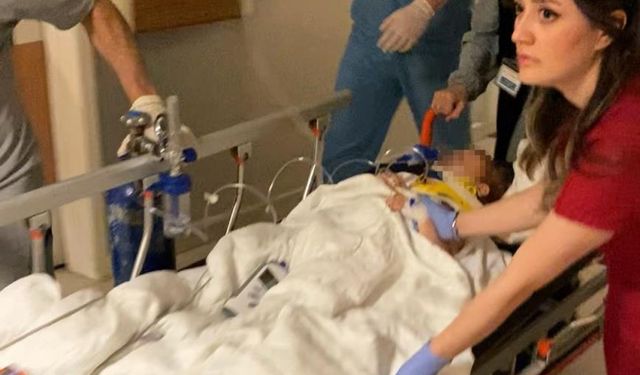 Oyun felakete dönüştü: Küçük çocuk merdiven boşluğuna düşerek ağır yaralandı