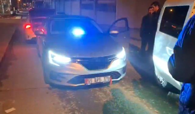 Çakarlı araçla gezmek pahalıya patladı! 276 bin 172 lira para cezası kesildi