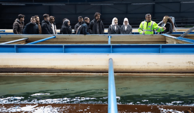 Tıp öğrencileri arıtma tesisiyle tanıştı