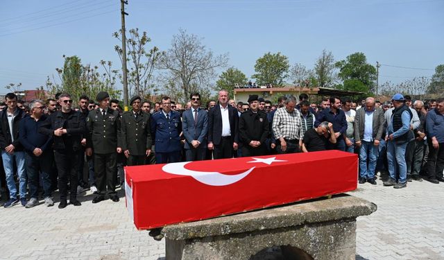 Görev başında hayatını kaybeden astsubaya memleketinde son veda!