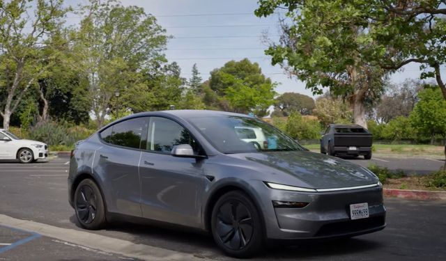 Tesla'dan şok eden yenilik: Arabanız artık kendi kendine para kazanacak!