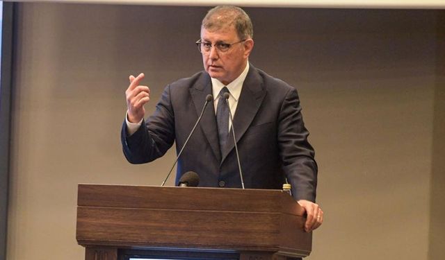 Başkan Tugay'dan depreme karşı 6 maddelik acil eylem planı!