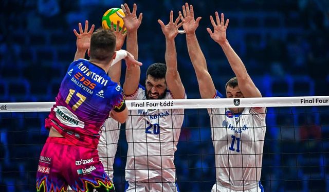 Halkbank, yarı finalde kayıp!