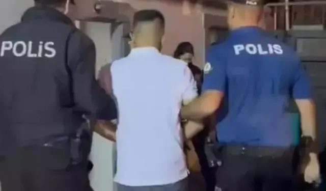 İzmir Konak'ta 24 yıl kesinleşmiş hapis cezası olan firari kıskıvrak yakalandı!