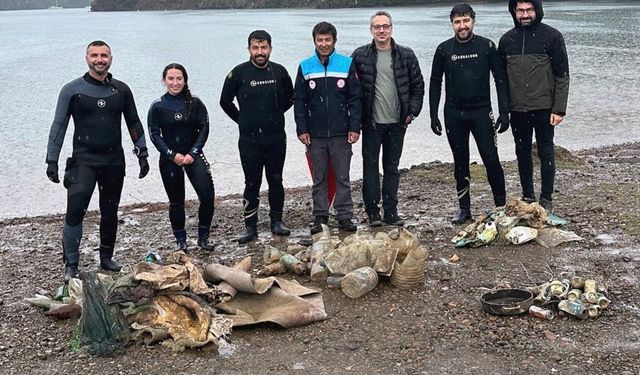 Marmaris Bencik Koyu’nda deniz dibi temizliği: Dalgıçlar atıkla yarıştı