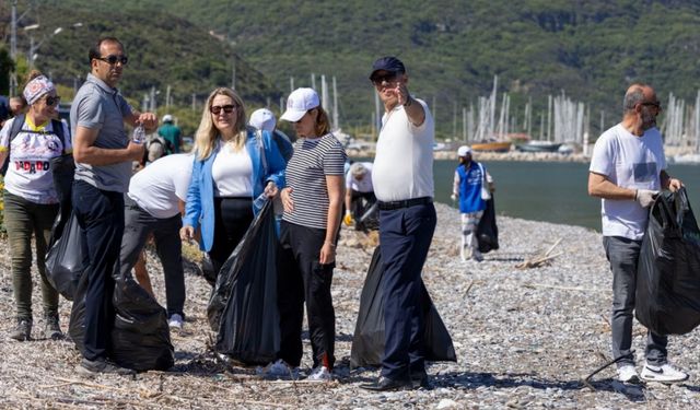 Muğla Datça'da gönüllülerden çevreye nefes: Karia Yolu'ndan 2 ton çöp çıktı!