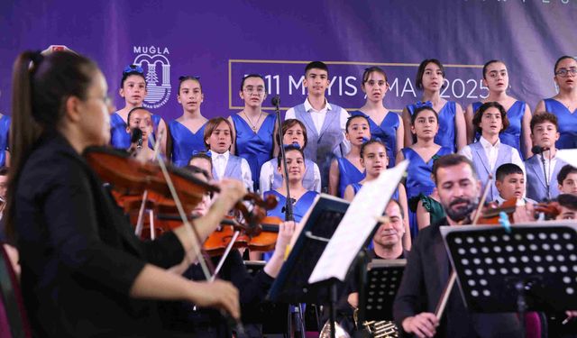 Muğla’da 'Korolar Şöleni'ne müzik ve dansla renkli başlangıç!