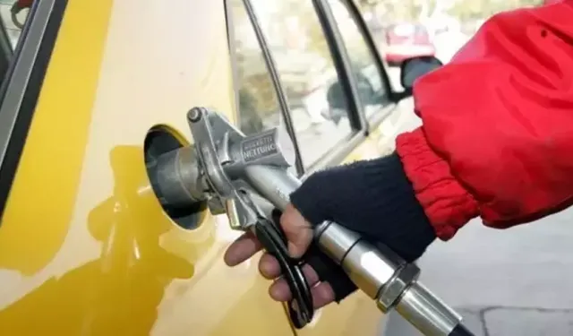 Otogaza indirim: Gece yarısından itibaren tabelalara yansıyacak!
