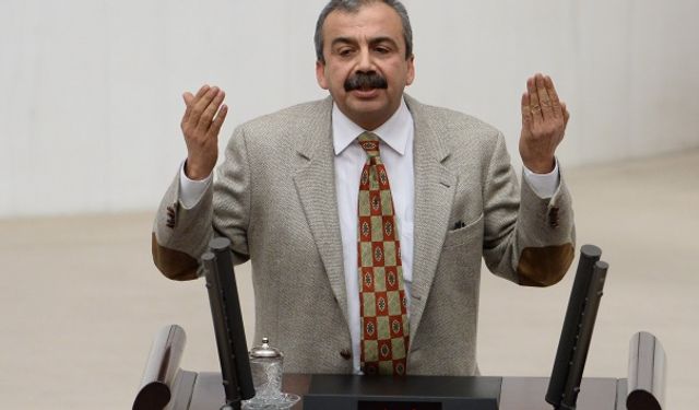 CHP'li eski vekilden, Sırrı Süreyya Önder hakkında şok iddia: "Solcu değildi, Nurcu'ydu!"