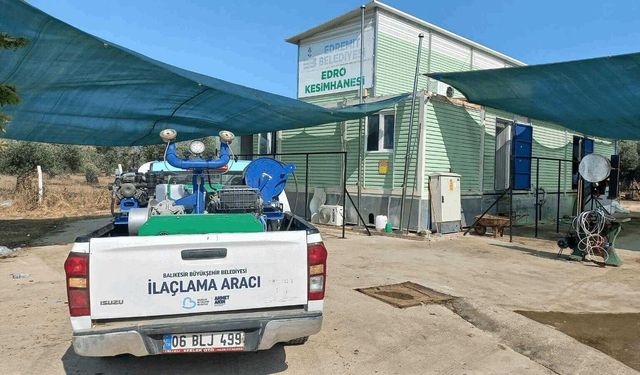 Balıkesir Büyükşehir’den bayramda 7/24 temizlik mesaisi