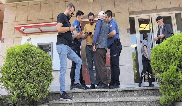 Terör yalanıyla 100 bin TL’lik tuzak: Banka görevlisi oyunu bozdu!