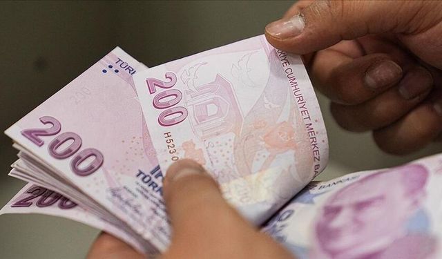 Emeklinin yüzü gülecek: Banka promosyonları güncellendi!