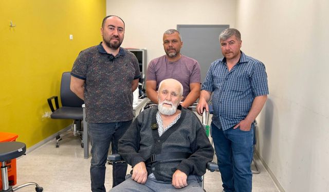 Manisa'da bahçede kalp krizi geçirdi, ilk yardım hayatını kurtardı!
