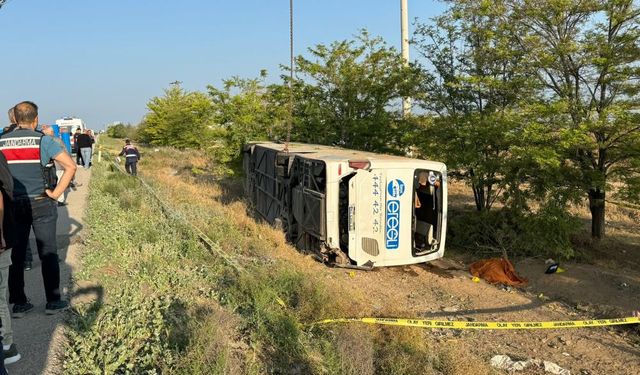 Bayramın ilk gününde Konya Adana yolunda can pazarı: 1 ölü, 23 yaralı!