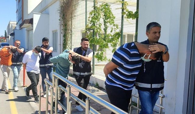 Mersin’de kan davası dehşeti! 17 yaşındaki saldırgan kadın kılığına girip öldürdü!