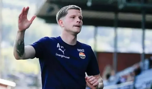Logi Tomasson Kimdir? Samsunspor'un Yeni Transferi Kaç Yaşında, Nereli ve Hangi Mevkide Oynuyor?