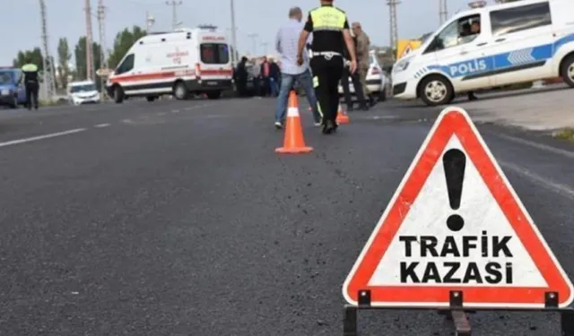 Dursunbey’de feci kaza: Otomobil şarampole uçtu!