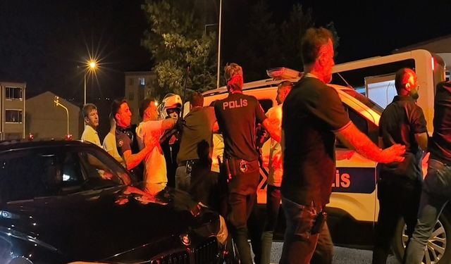 İnegöl’de gerilim tırmandı: Sokakta kavga, hastanede taşkınlık!