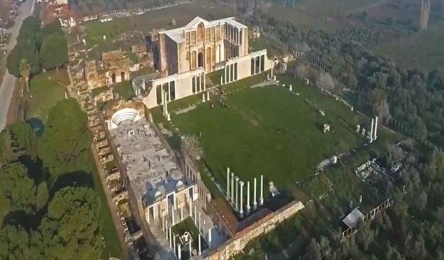 Bakan Ersoy duyurdu: Sardes ve Bin Tepeler UNESCO Dünya Mirası Listesi'nde!