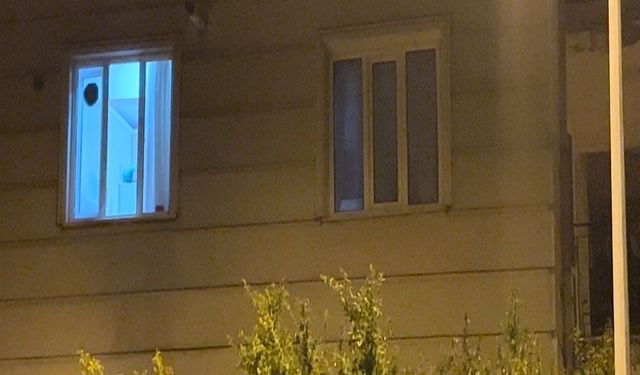 Amcanın öfkesi: 15 yaşındaki yeğenini evde yaraladı!