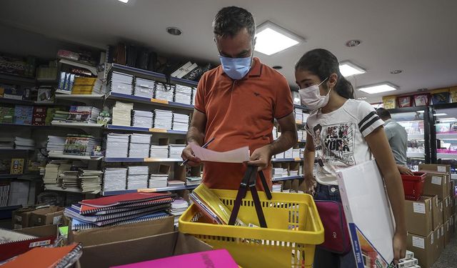 Okul alışverişi cep yakıyor: Dayatmacı uygulamalara itiraz